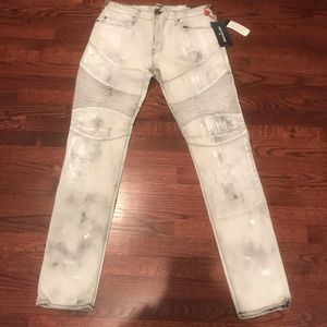 True Religion Jeans Size 34 Relaxed Skinny